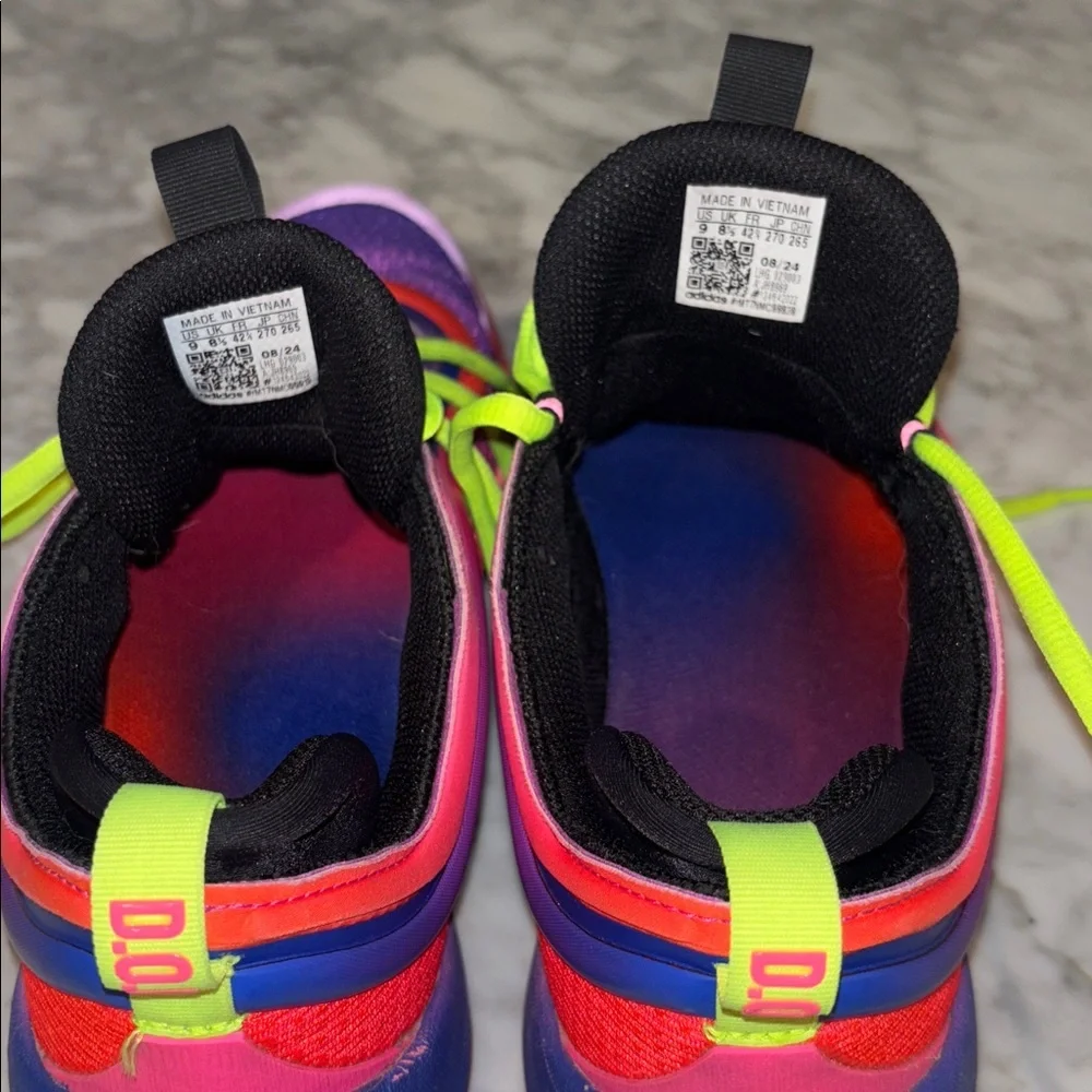 Adidas Black and Neon Don Issue 6, 9M, NO BOX